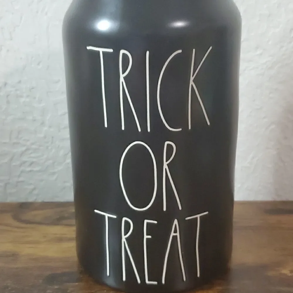 RAE DUNN Trick or Treat Tall Black Canister 2020 HTF